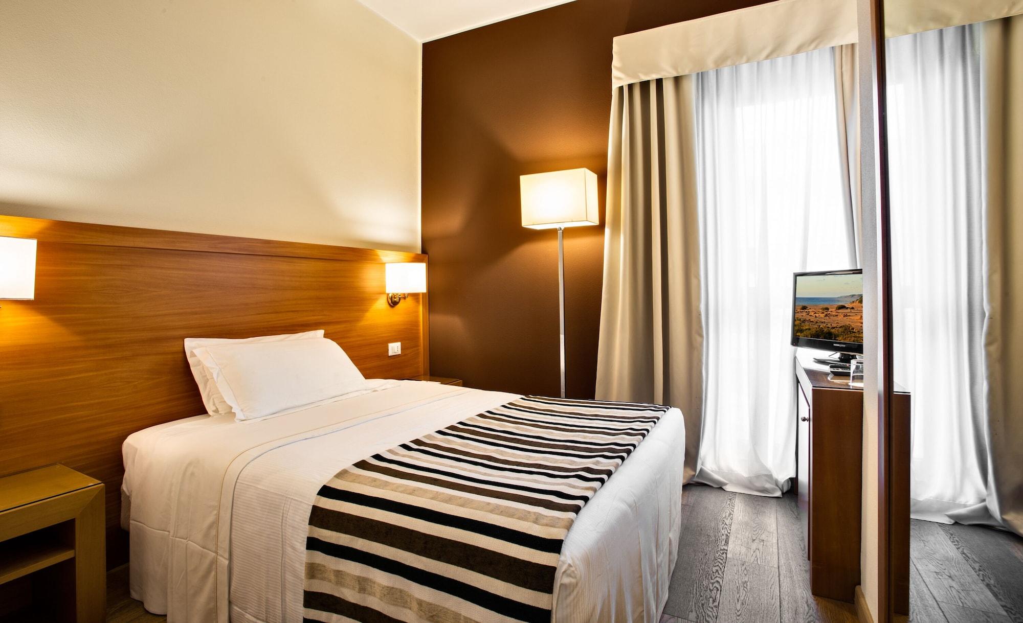 Sardegna Hotel - Suites & Restaurant Cagliari Zewnętrze zdjęcie