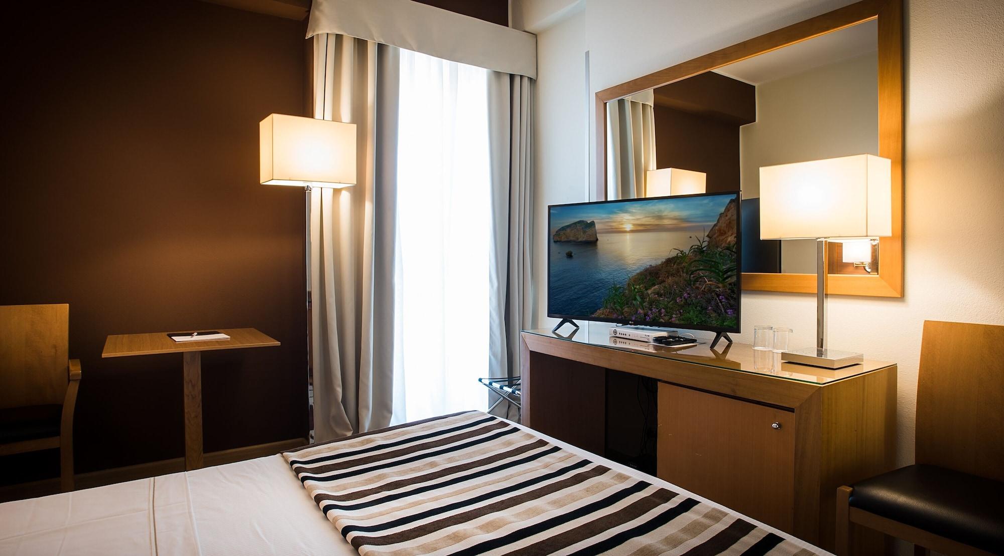 Sardegna Hotel - Suites & Restaurant Cagliari Zewnętrze zdjęcie